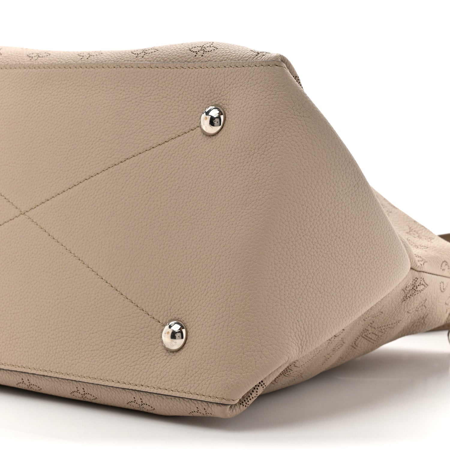 Louis Vuitton Mahina Beaubourg Hobo MM Galet 8 of 11