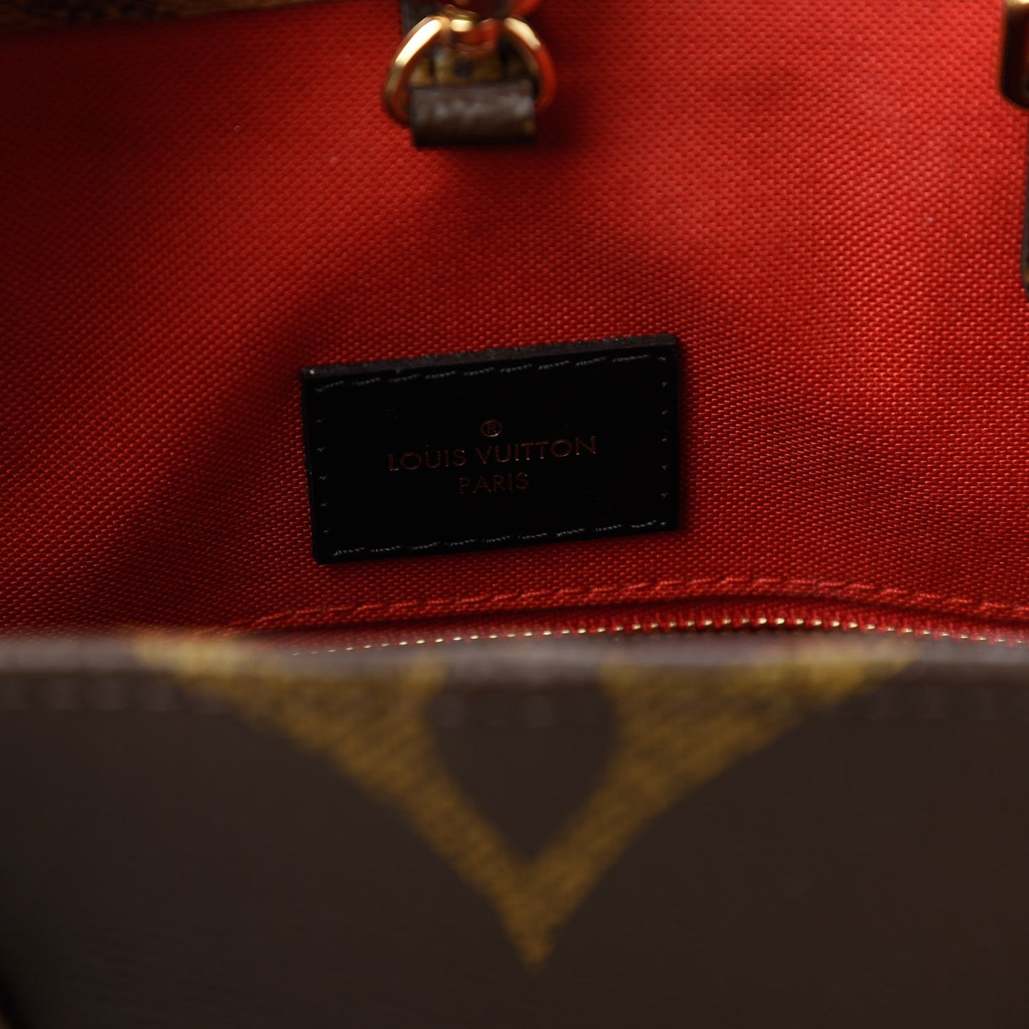 Reverse Monogram Giant Onthego MM