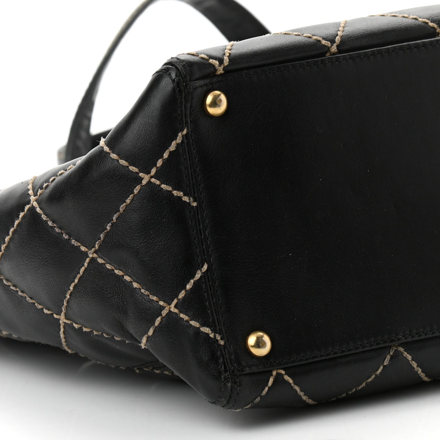 Calfskin Medium Wild Stitch Tote Black