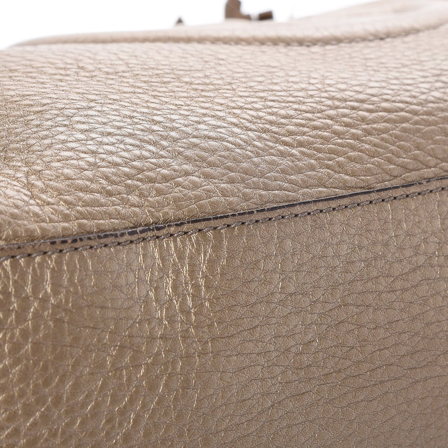 Metallic Pebbled Calfskin Medium Soho Chain Shoulder Bag Golden Beige