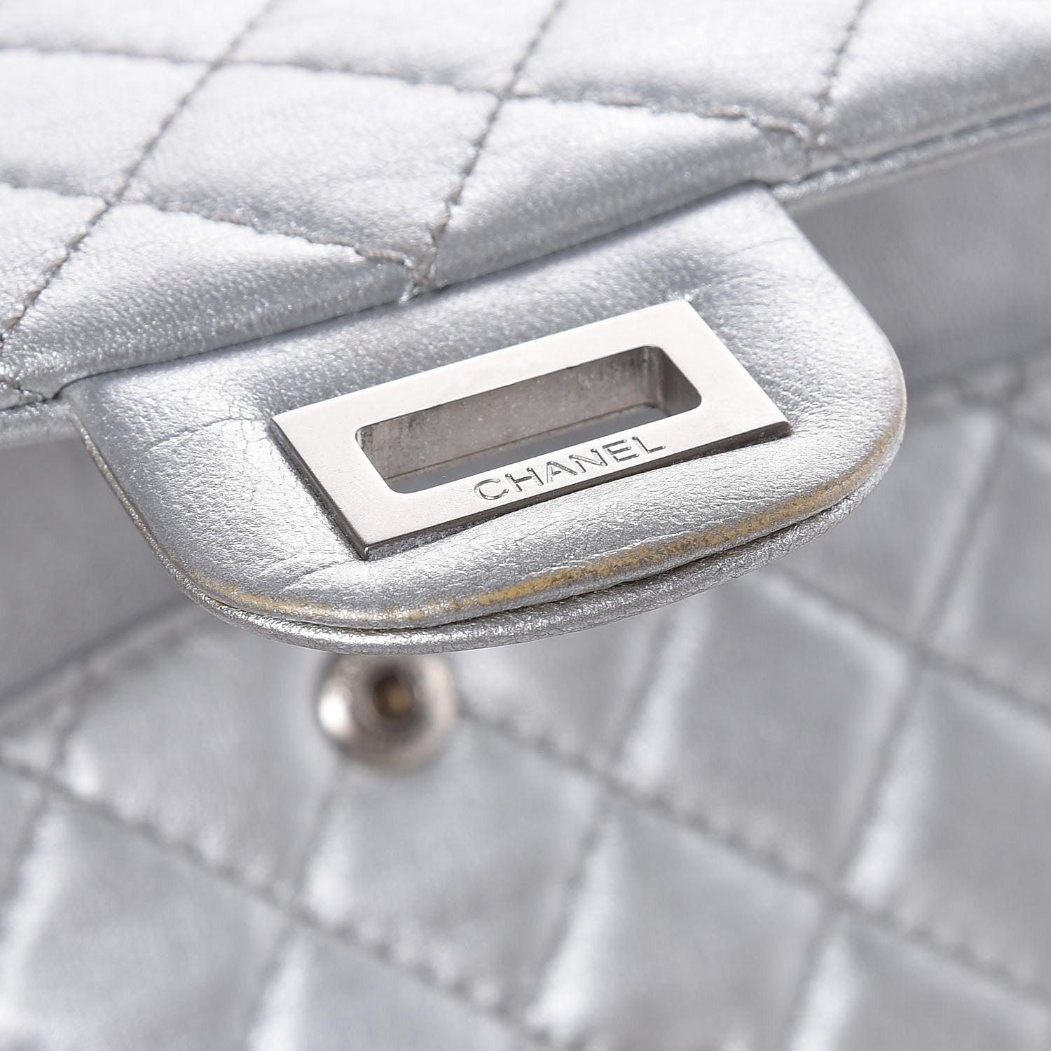 Chanel Metallic Calfskin 2.55 Reissue 225 Flap Silver 9 of 9