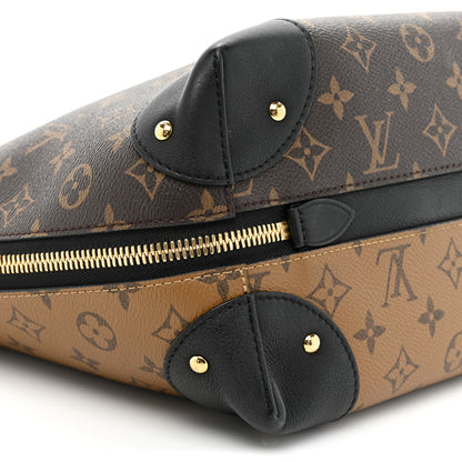 Louis Vuitton Reverse Monogram Triangle Softy 10 of 10