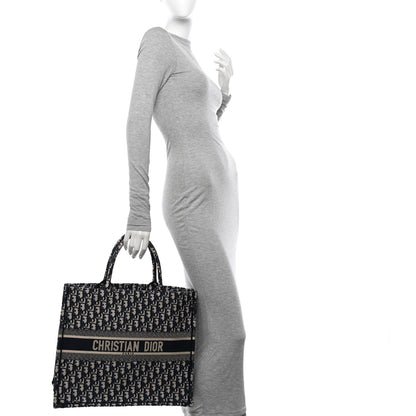 Christian Dior Oblique Large Book Tote Blue Multicolor 2 of 12