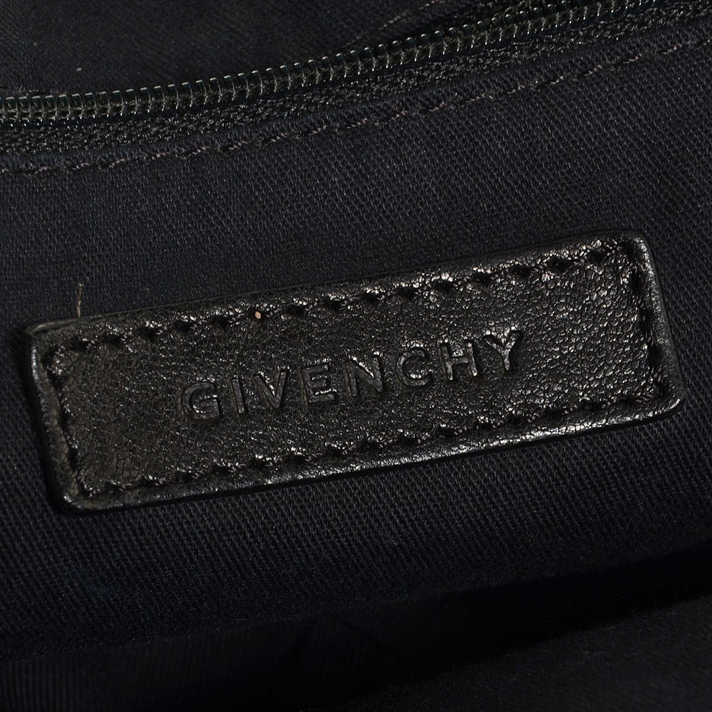 Lambskin Studded Tinhan Hobo Black