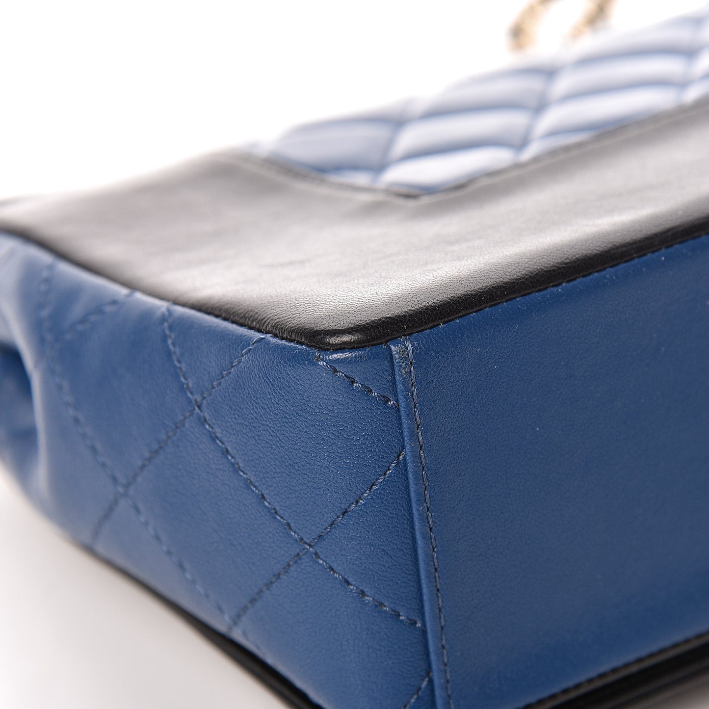 Sheepskin Quilted Vintage Mademoiselle Flap Blue Black