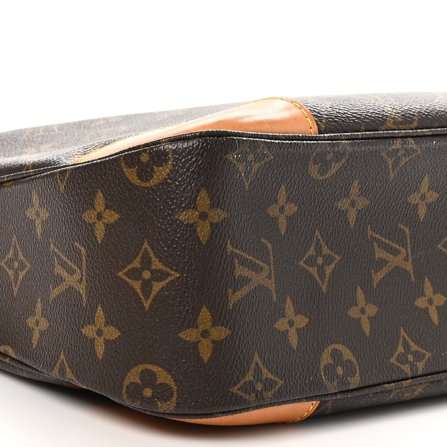Monogram Boulogne 30