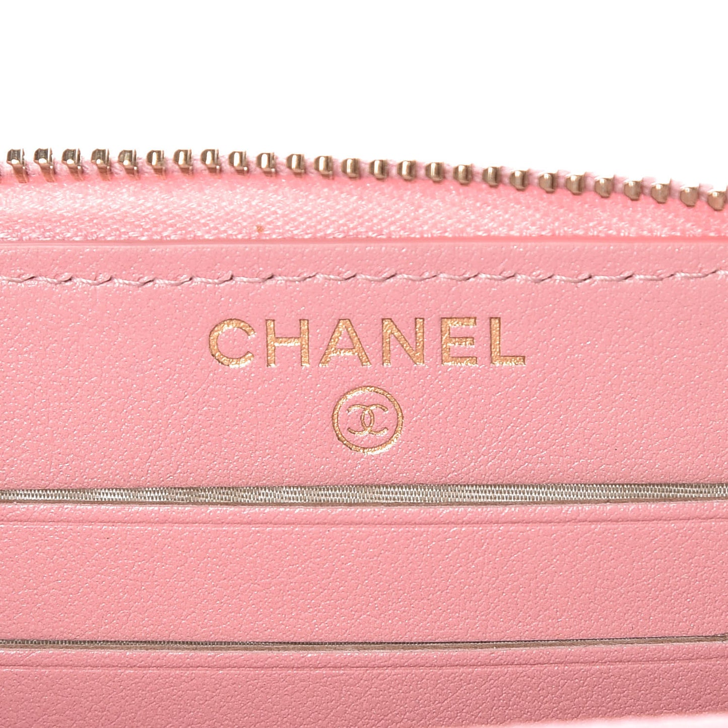 Iridescent Caviar Quilted Medium Zip Around Wallet Pink