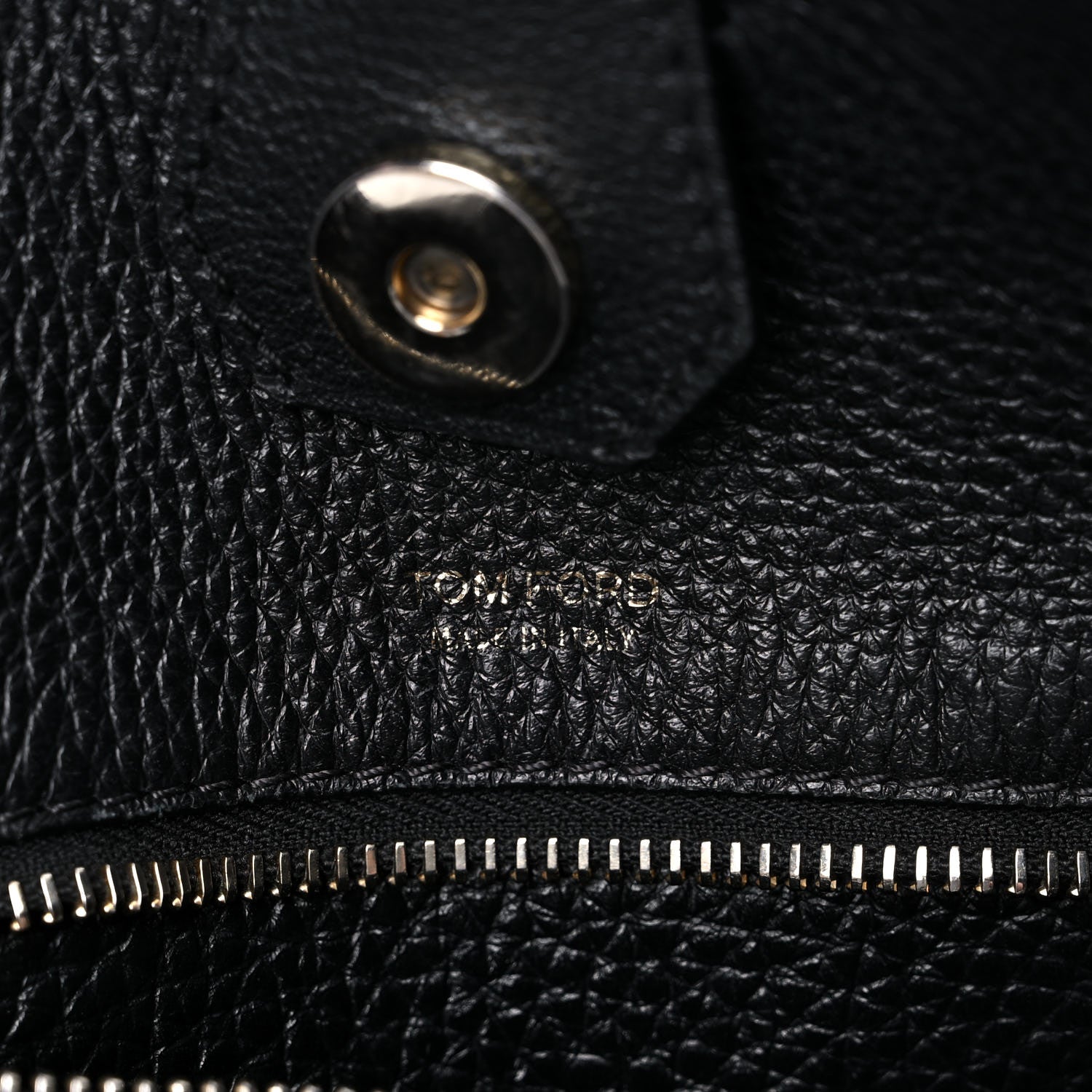Tom Ford Grained Calfskin Sedgwick Medium Zipper Tote Black 7 of 20
