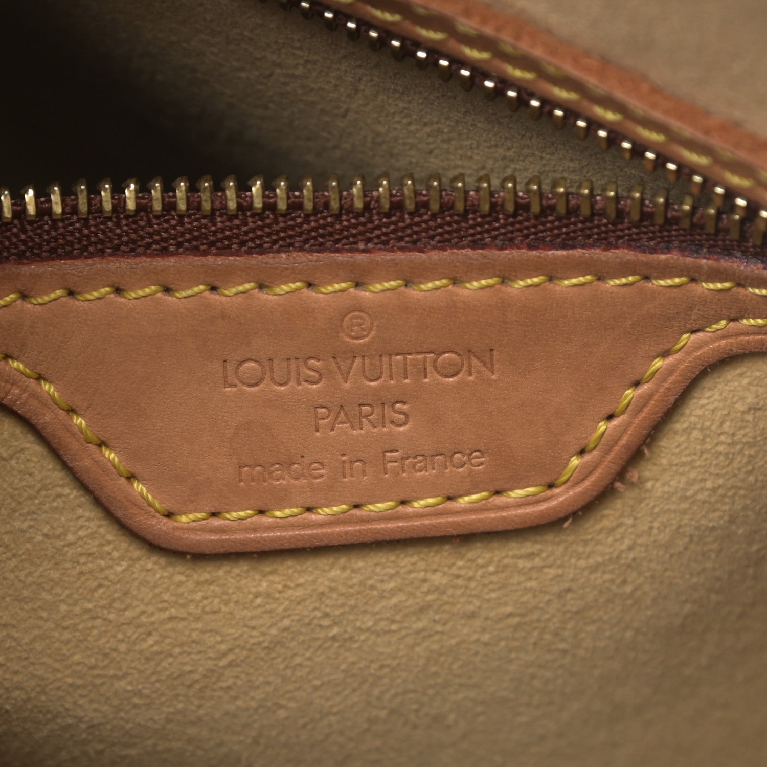 Louis Vuitton Monogram Looping GM 5 of 14