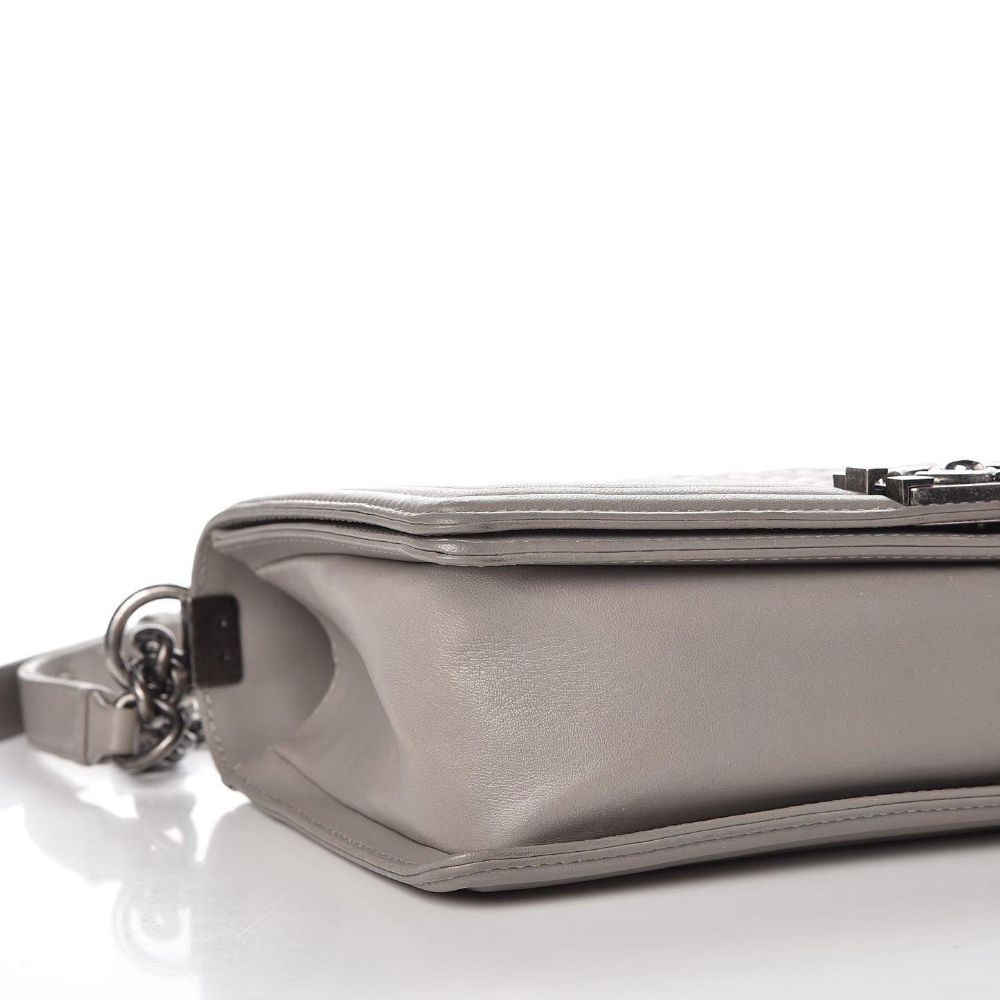 Lambskin Quilted New Medium Boy Flap Grey