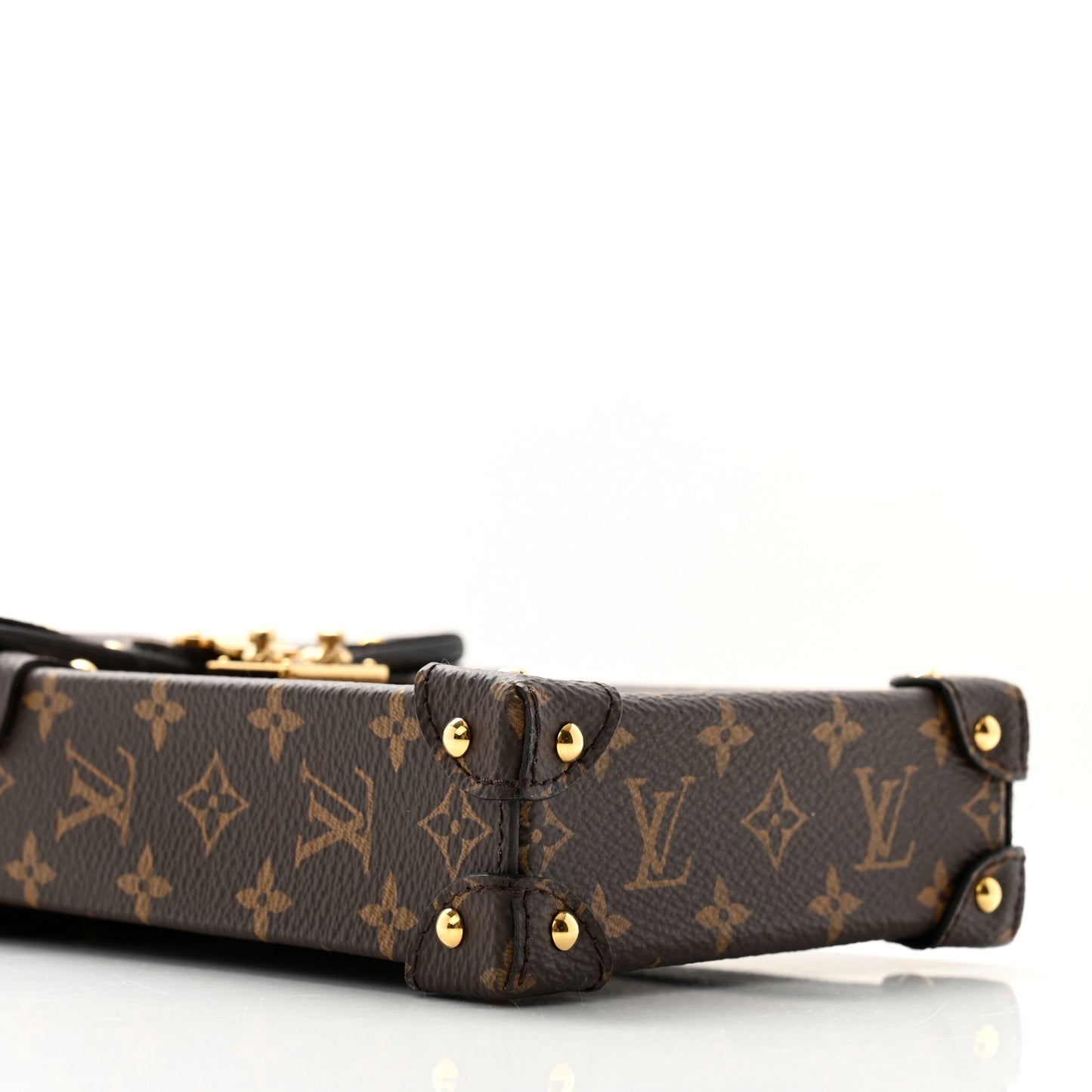 Reverse Monogram Pochette Trunk Verticale