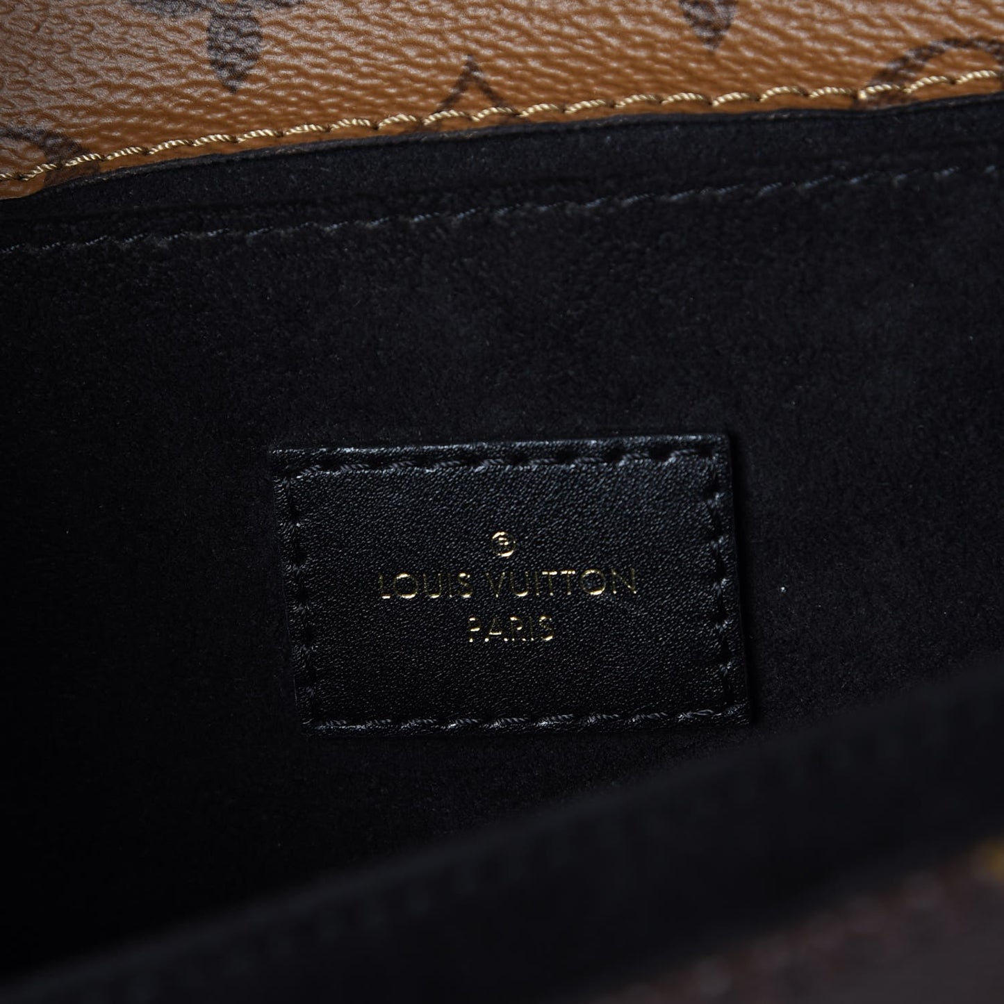 Reverse Monogram Pochette Metis