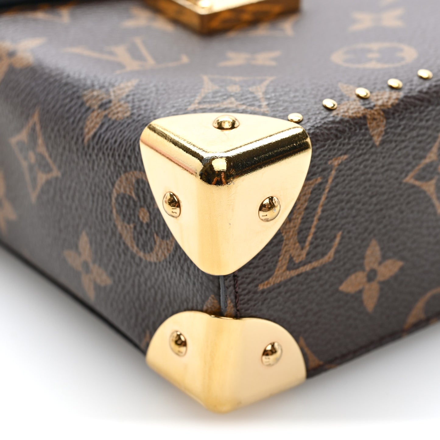 Reverse Monogram Camera Box NM