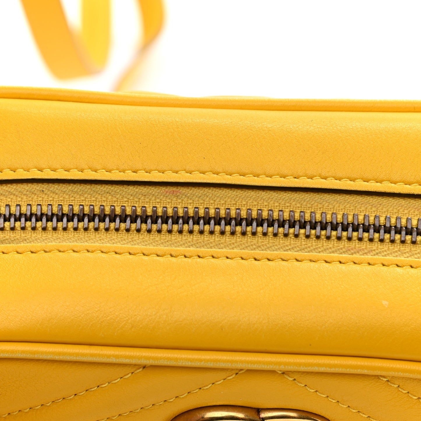 Calfskin Matelasse Mini GG Marmont Chain Shoulder Bag Stone Topaz