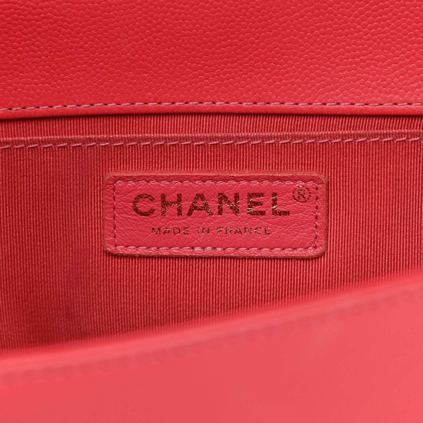 Caviar Quilted Medium Boy Flap Light Red