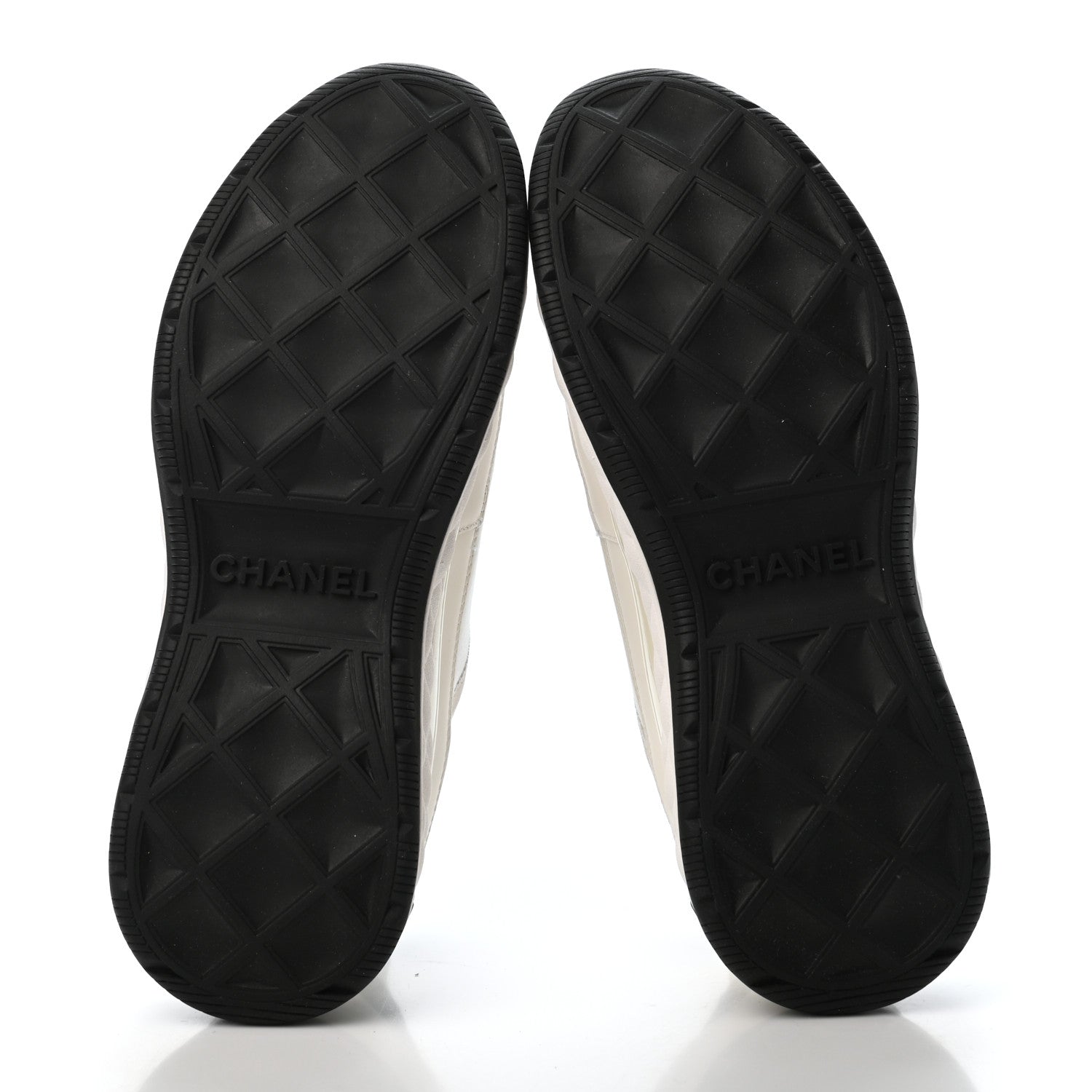 Chanel Velvet Calfskin Mixed Fibers CC Sneakers 38 Ivory Black 4 of 4