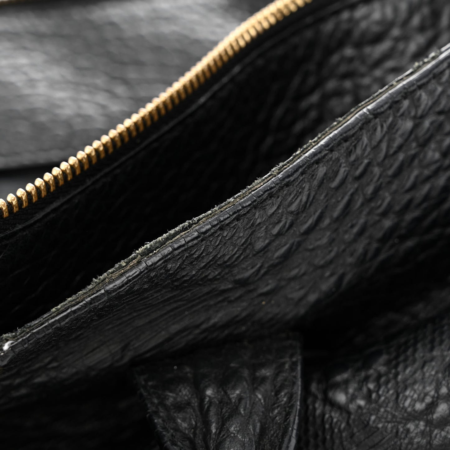 Heritage Grain Check Embossed Medium Dewsbury Tote Black