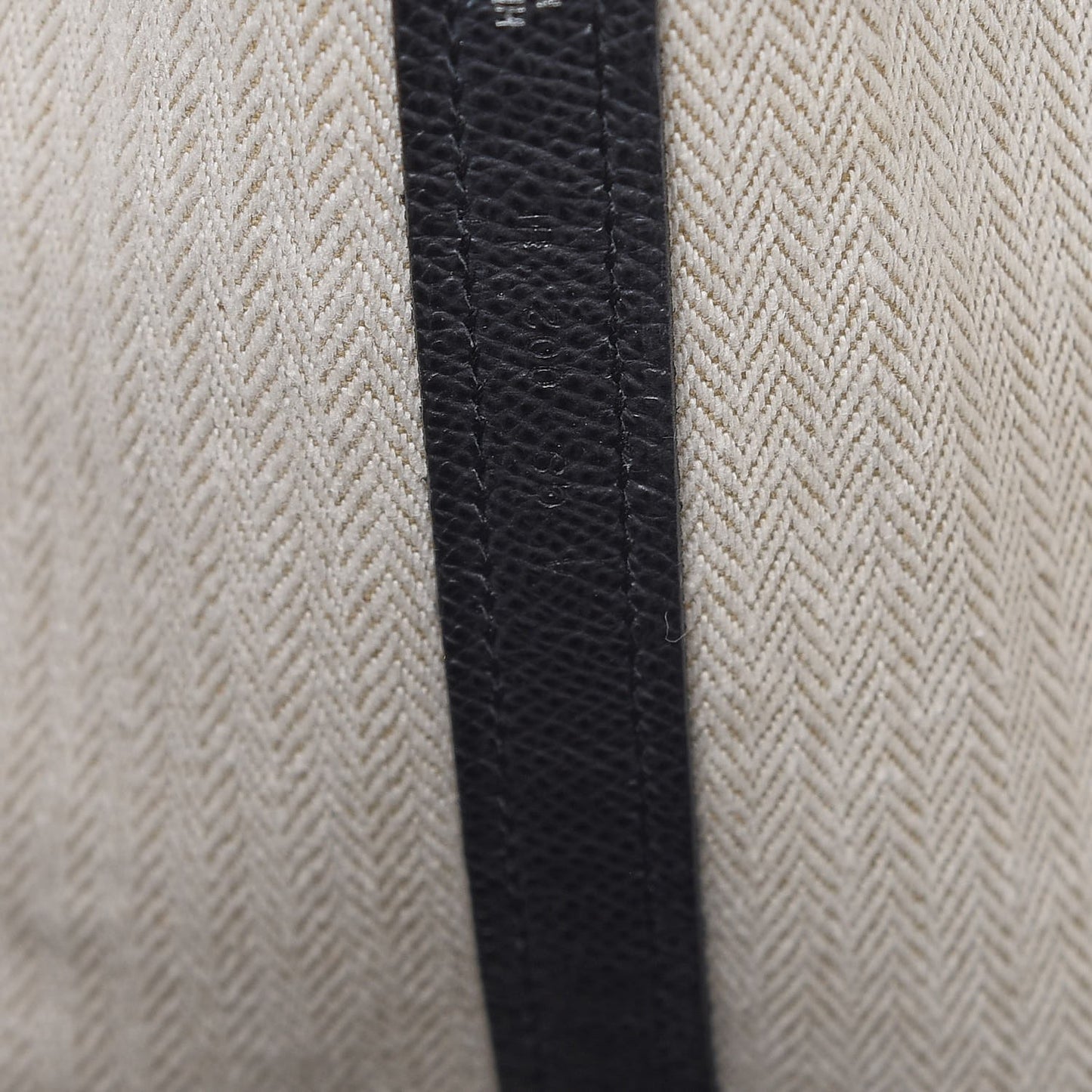 Epsom Garden Party 36 MM Black