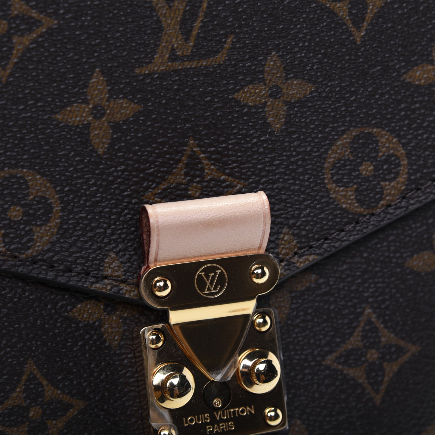Monogram Pochette Metis