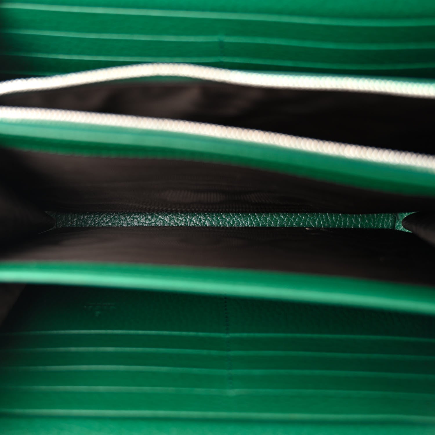 Gucci Calfskin Mini Dionysus Chain Wallet Emerald 5 of 14