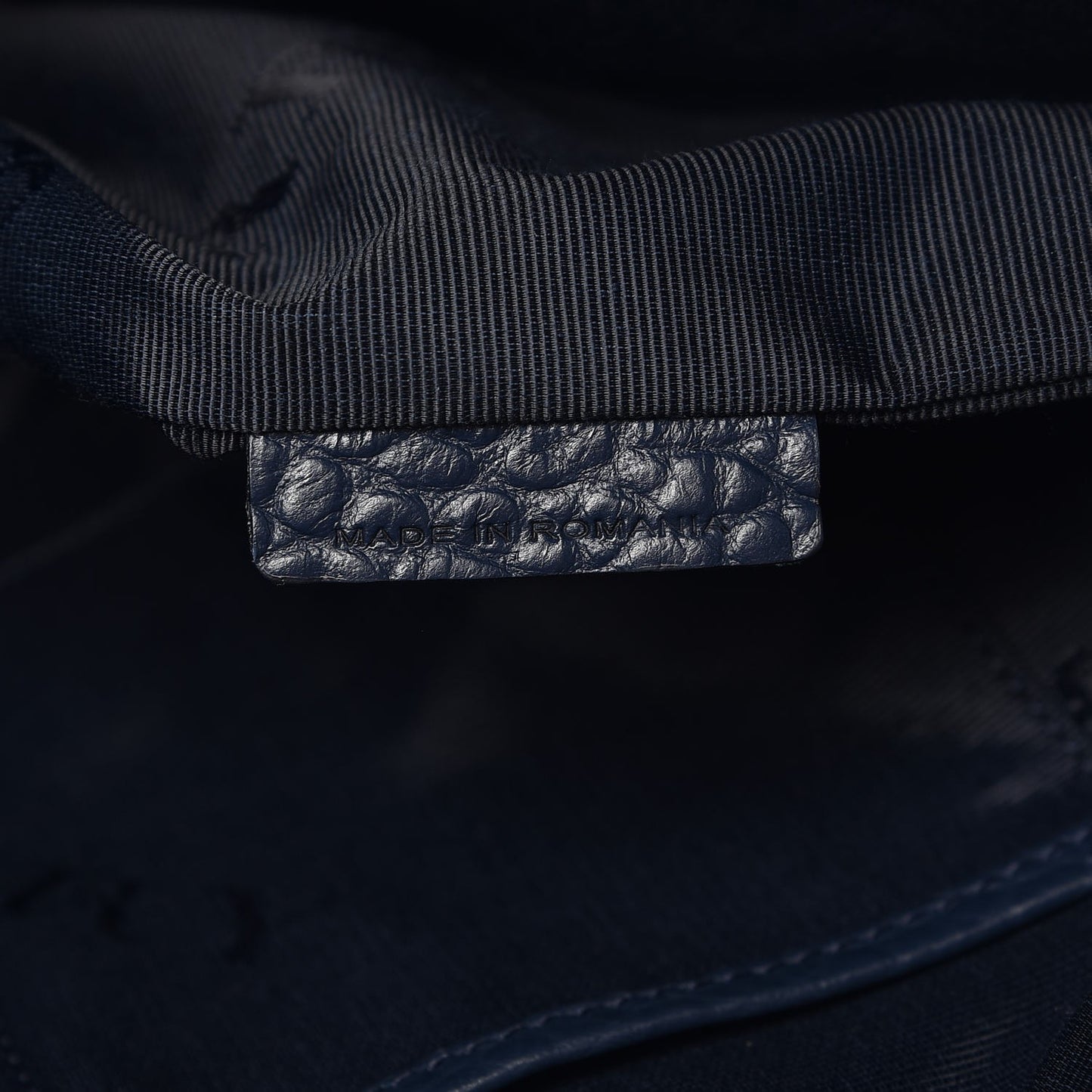 Heritage Grain Check Embossed Medium Dewsbury Tote Blue Carbon