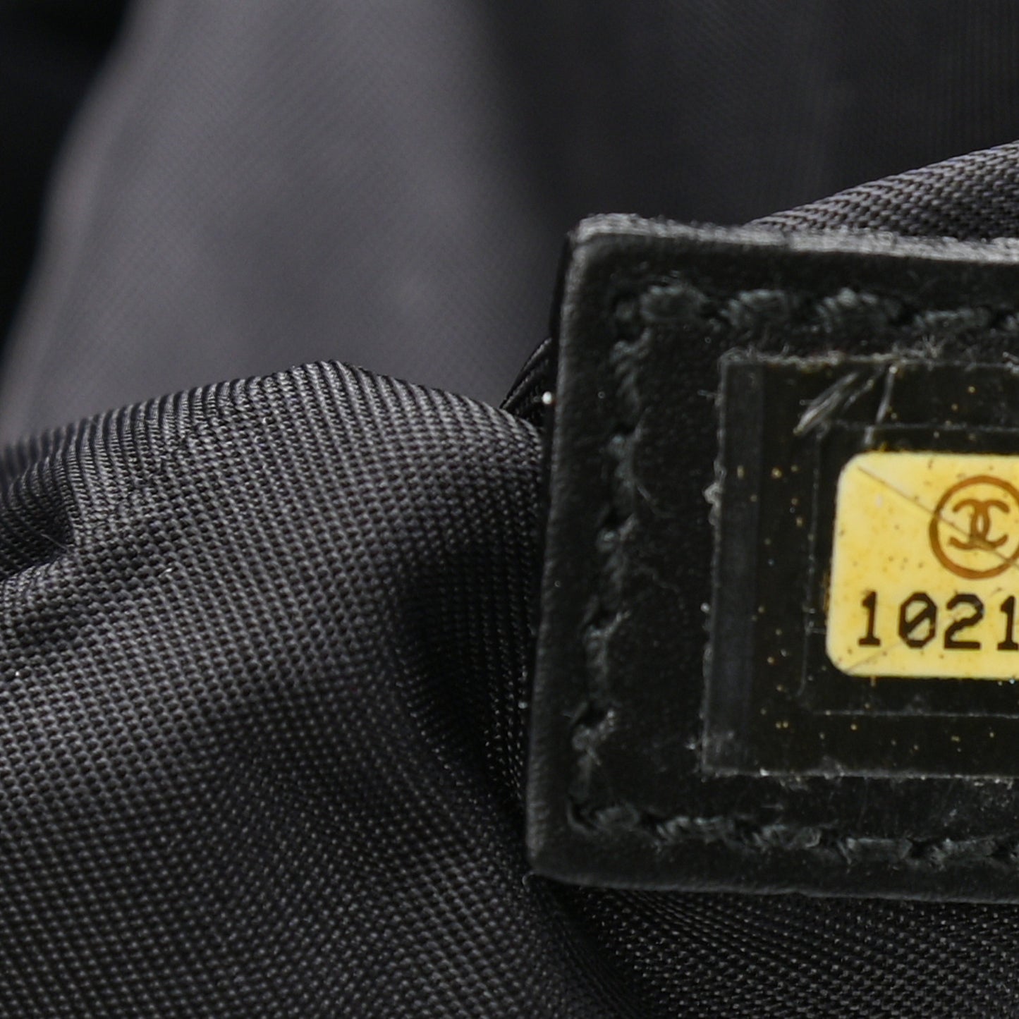 Nylon Medium Travel Tote Black