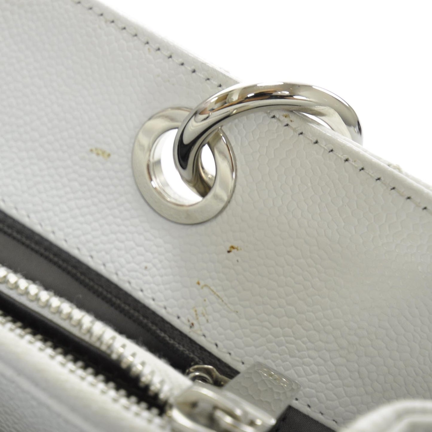 Caviar Grand Shopping Tote GST White