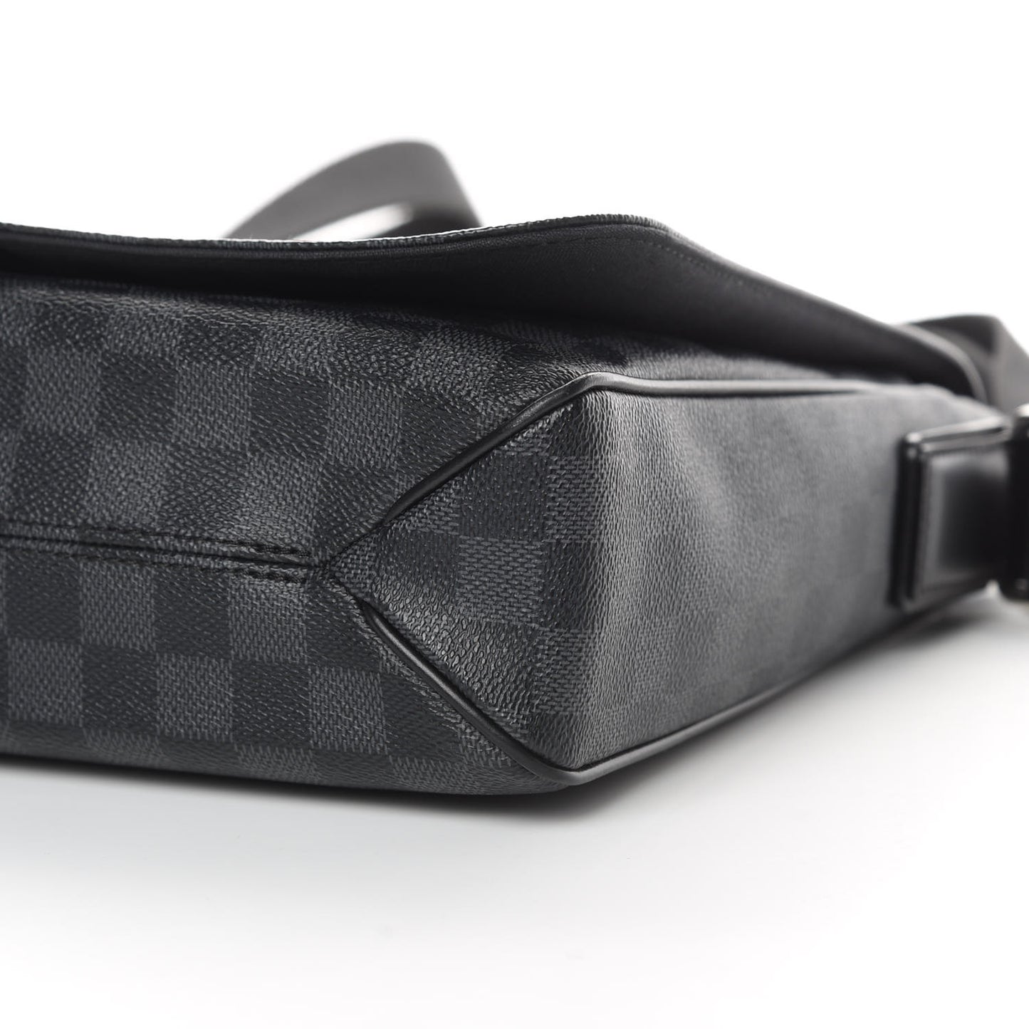 Damier Graphite District MM