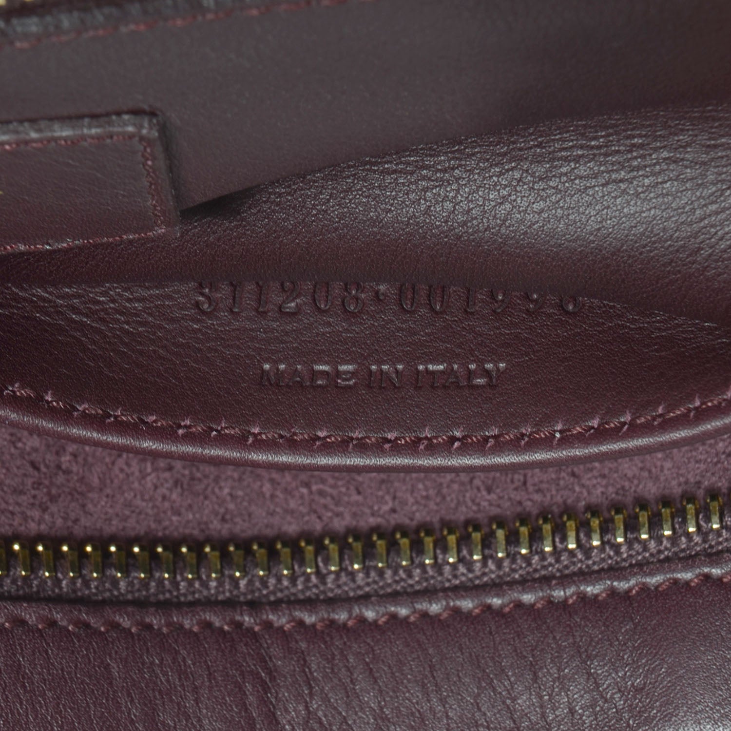 Saint Laurent Smooth Calfskin Medium Classic Y Cabas Bordeaux 17 of 36