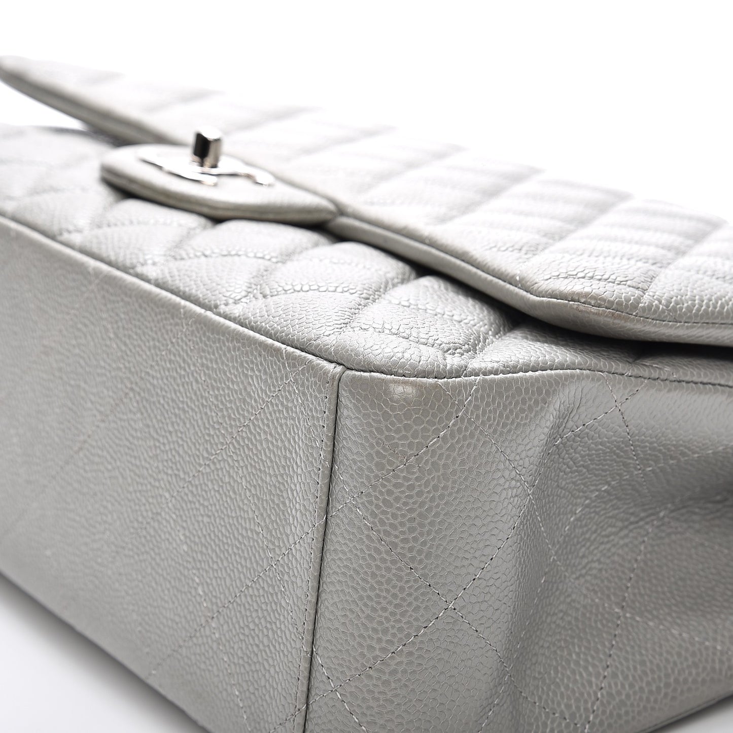 Caviar Quilted Maxi Double Flap Light Grey