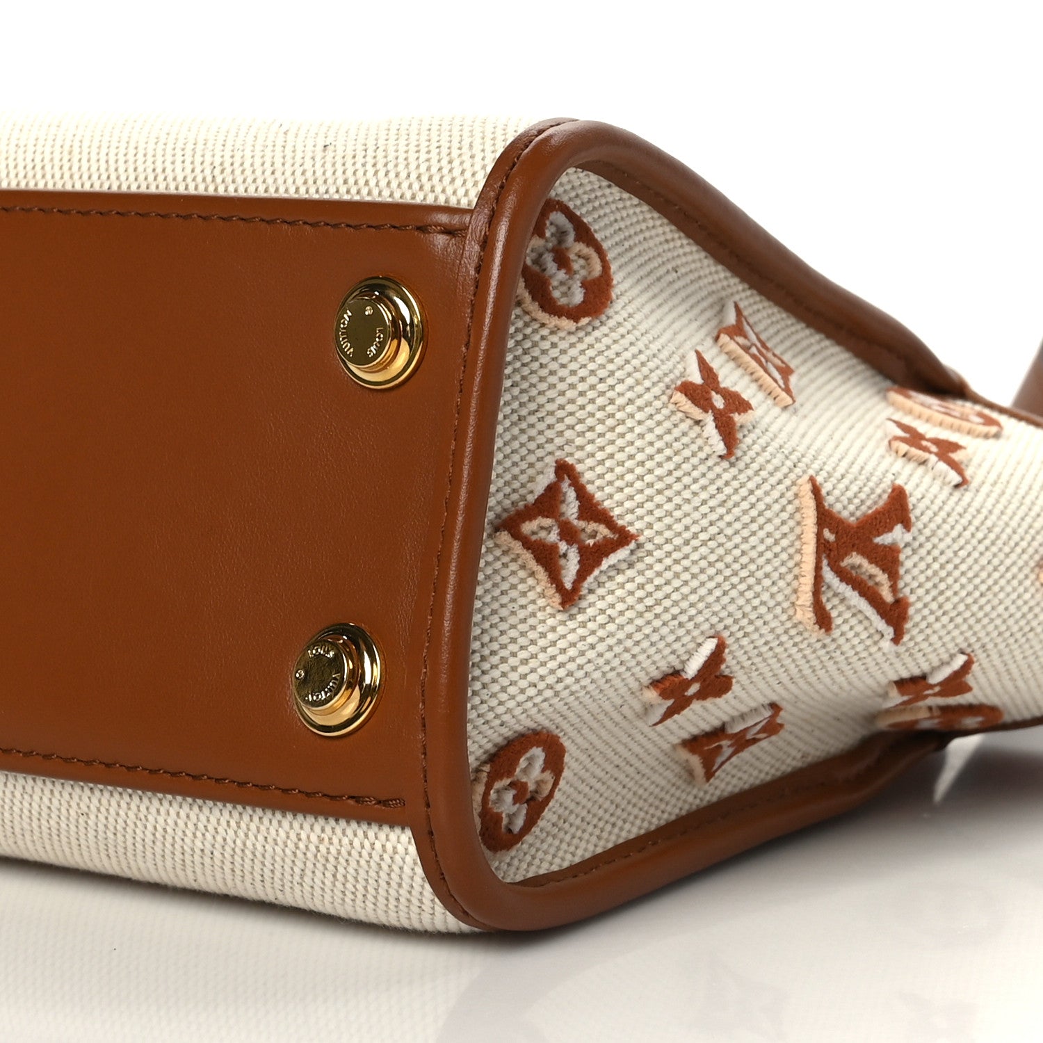 Louis Vuitton Canvas Calfskin Monogram On My Side PM Caramel Tan 8 of 8