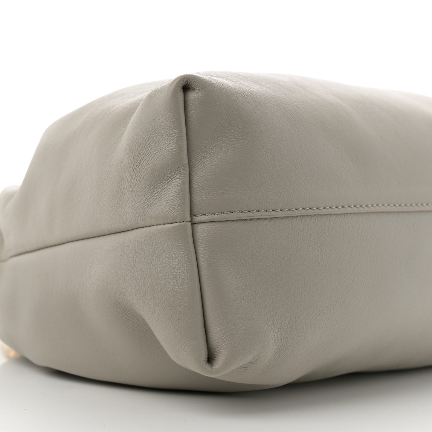 Mellow Nappa Donut Chain Medium Flamenco Knot Clutch Shell Grey