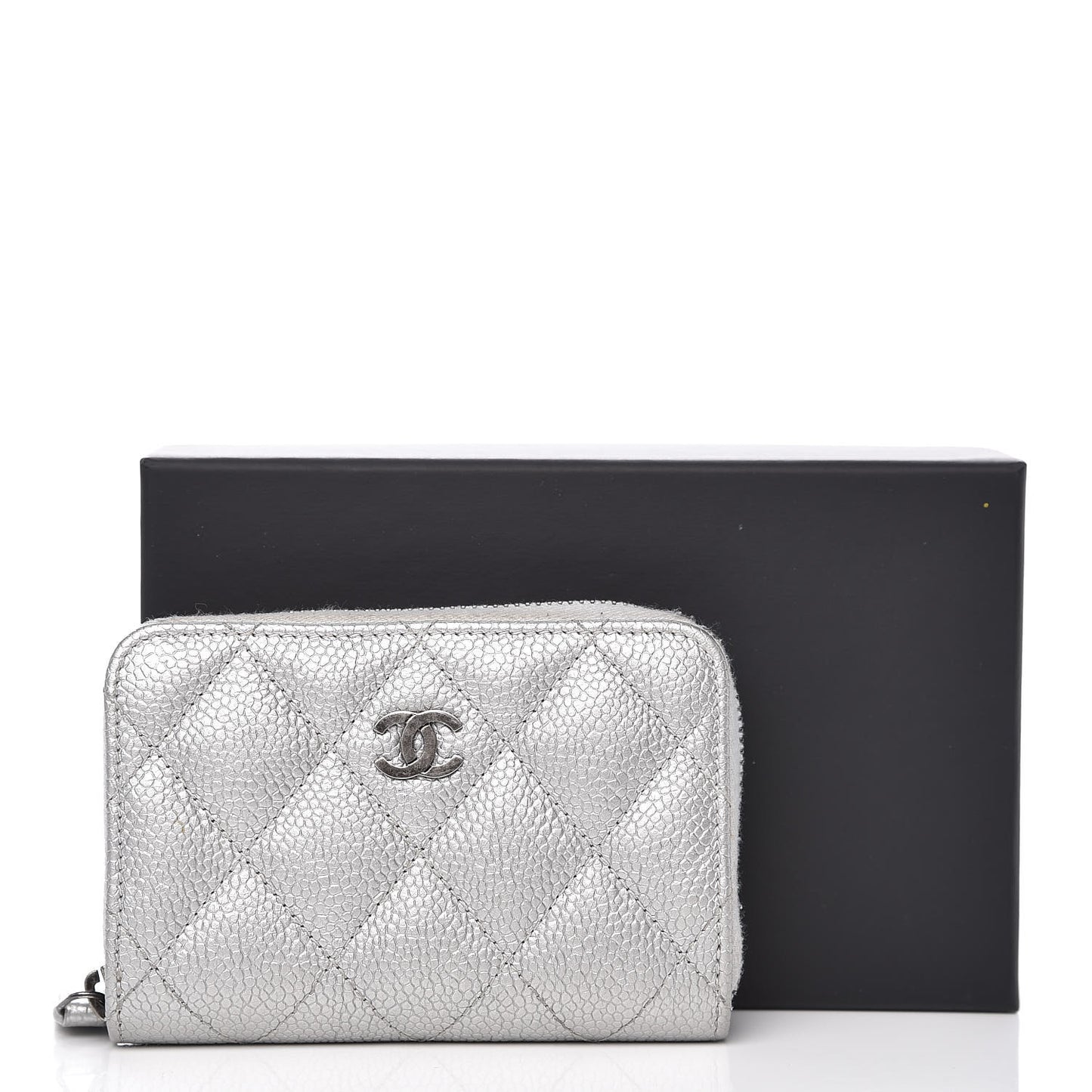 Metallic Caviar Quilted Zip Coin Purse Grey