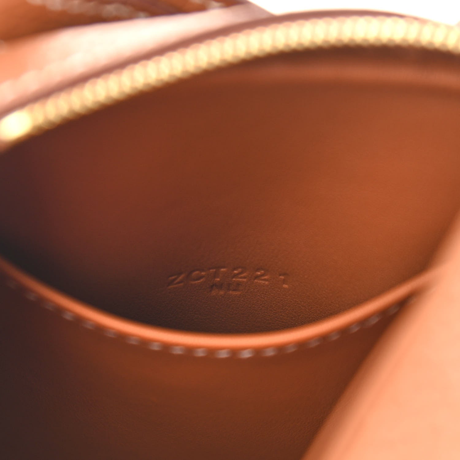 Hermes Taurillon Clemence Mini Lindy 20 Gold 7 of 11