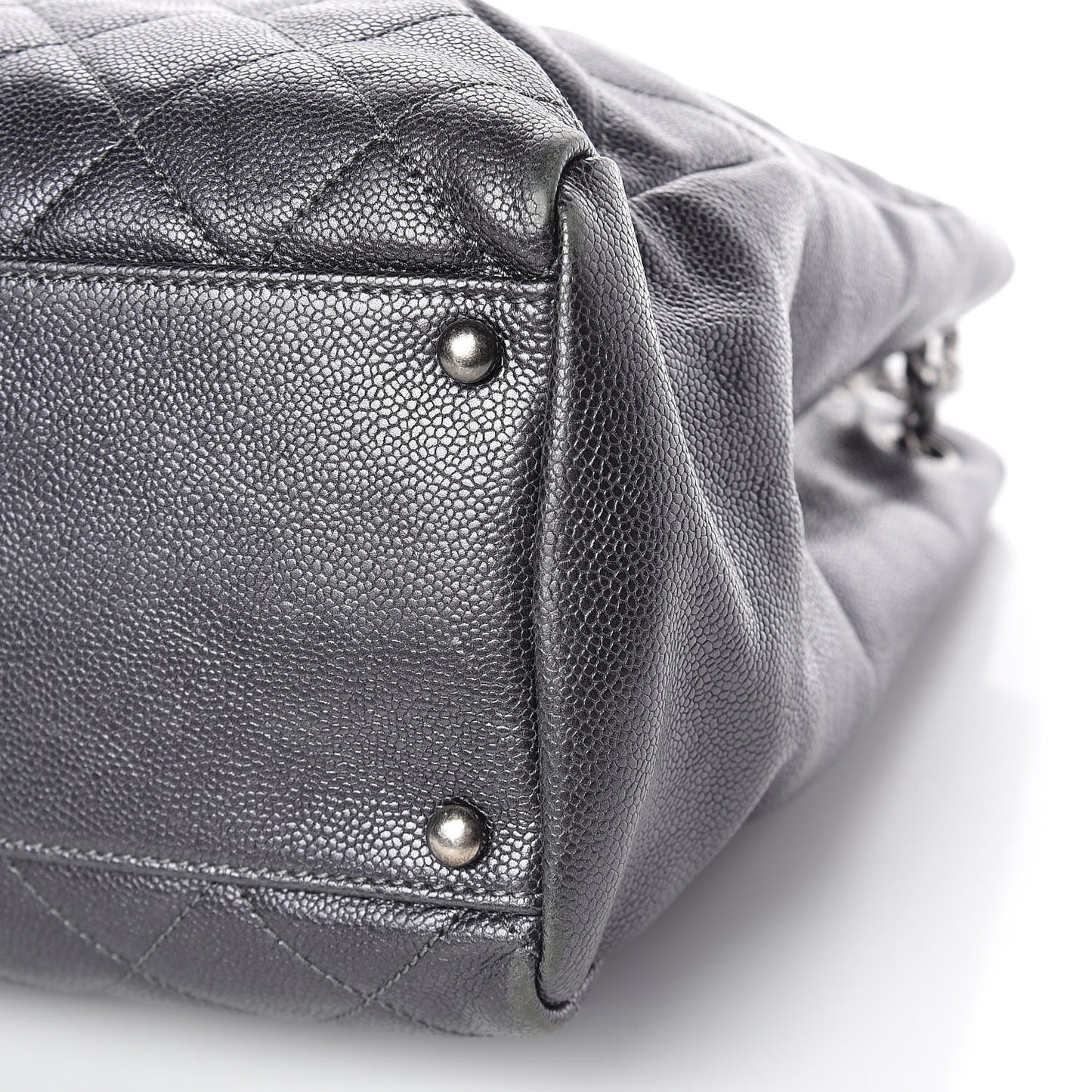 Iridescent Caviar Quilted Tall Chic Shopping Tote Argent
