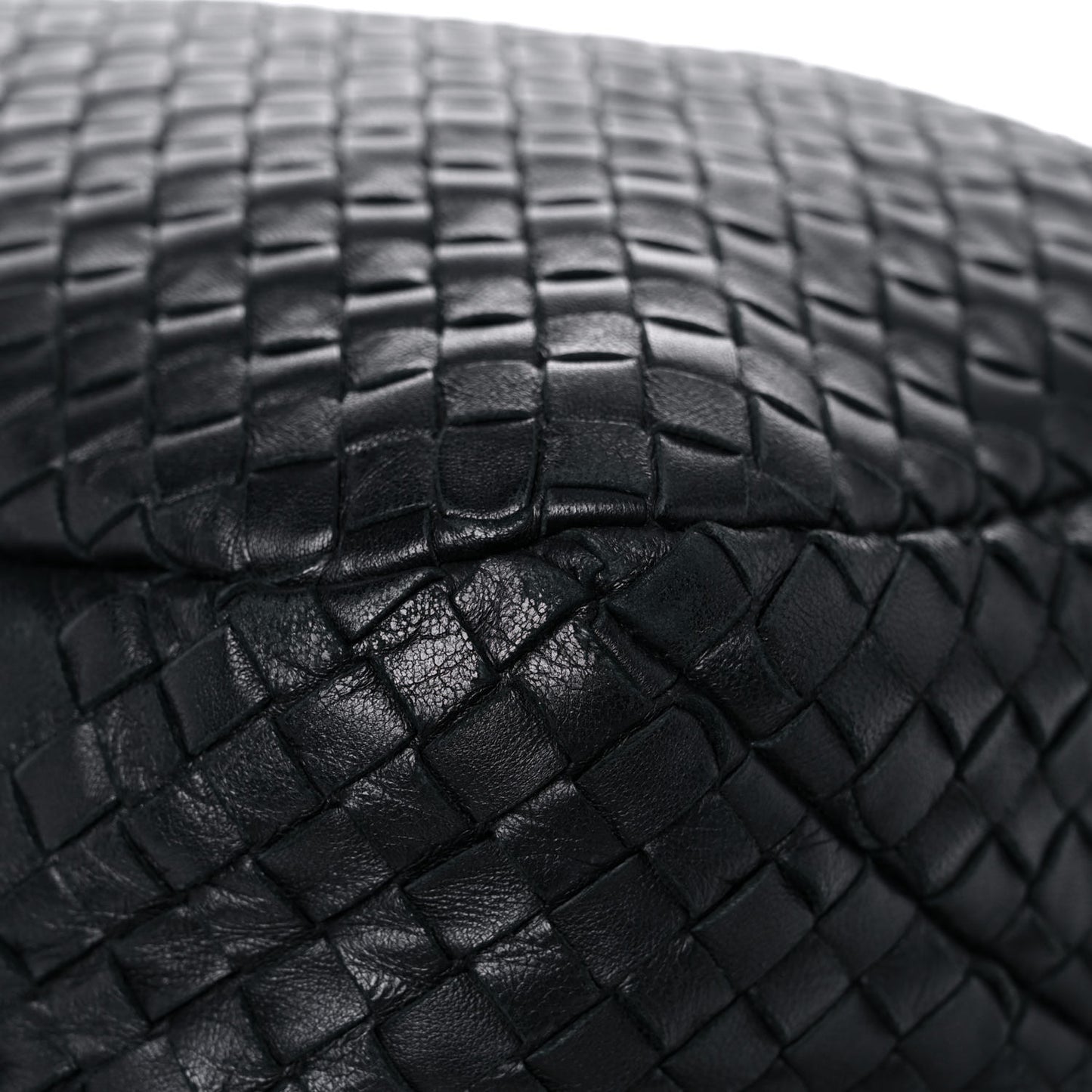 Nappa Intrecciato Medium Campana Black
