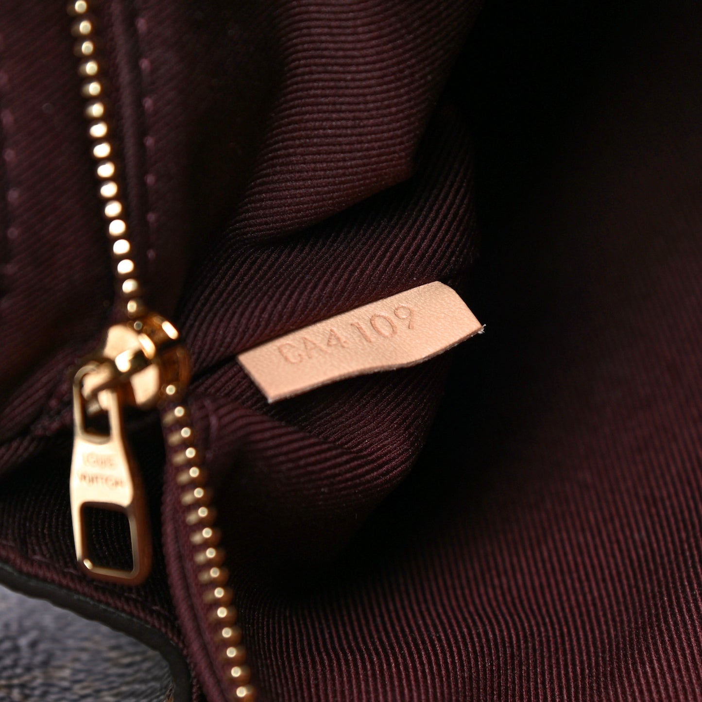 Monogram Cluny MM Blue Glacial