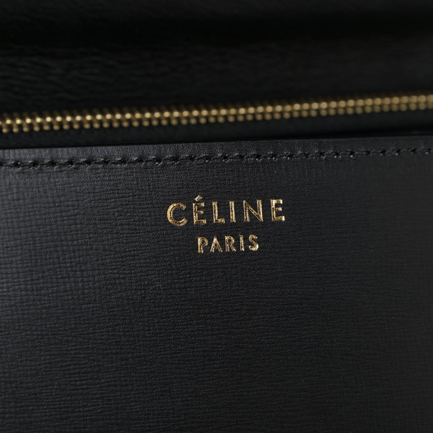 Box Calfskin Medium Classic Box Flap Bag Black