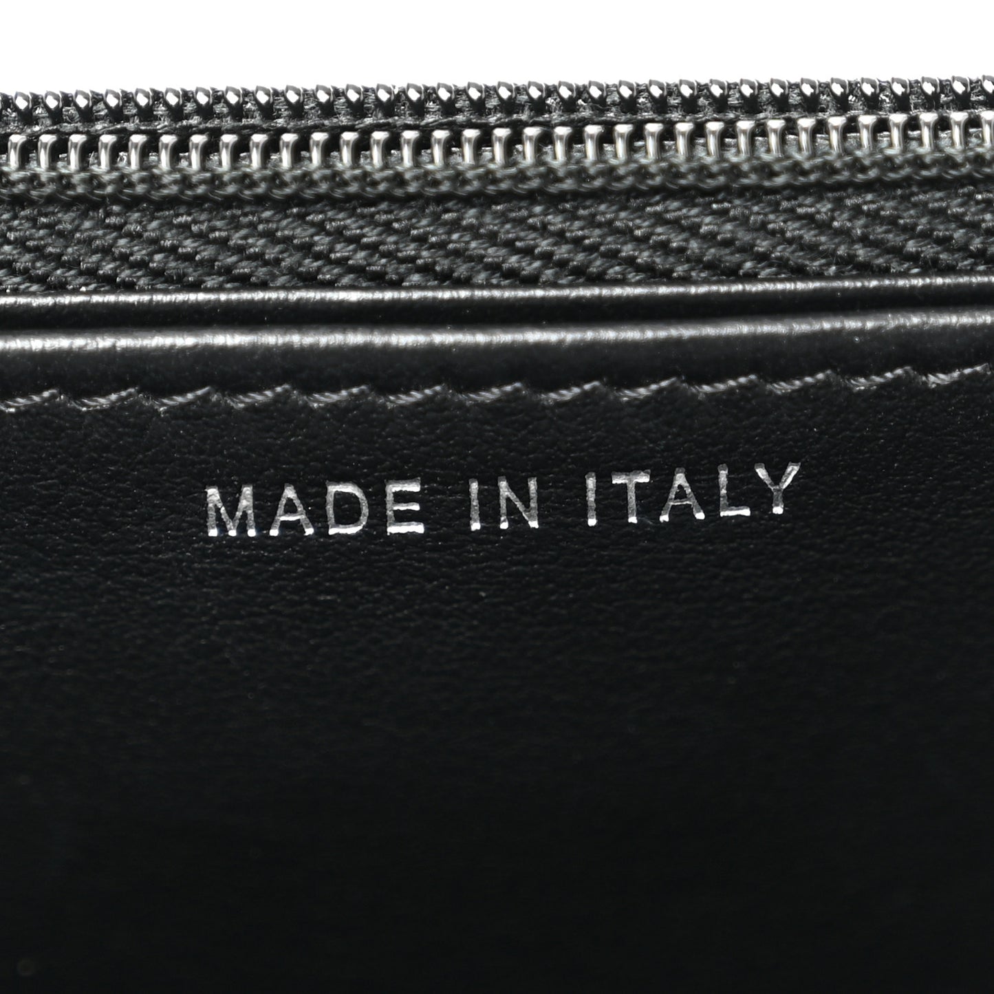 Lambskin Studded Wallet On Chain WOC Black