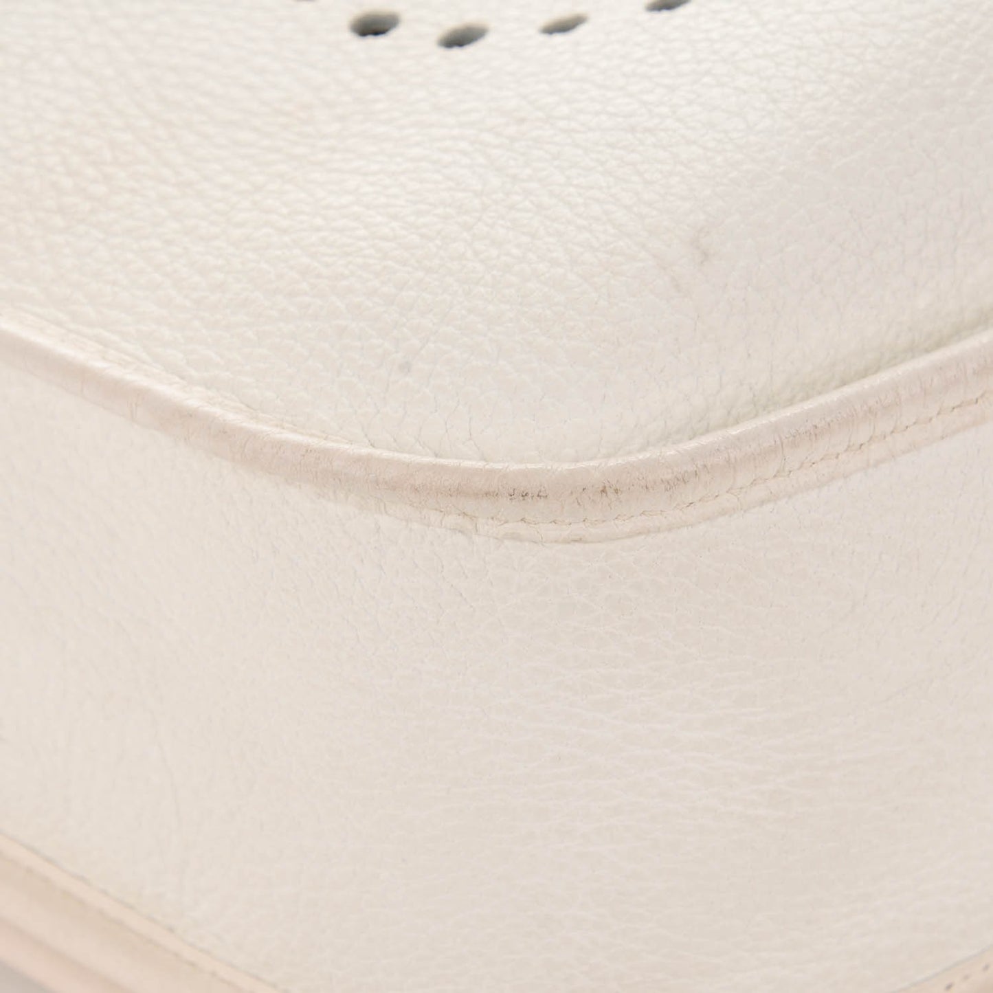 Taurillon Clemence Evelyne II GM White