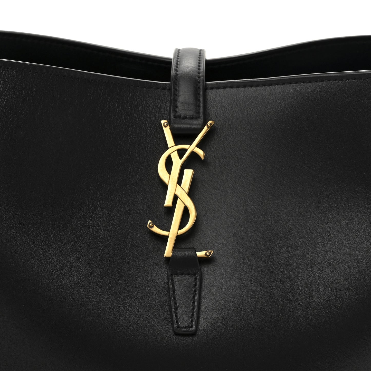 Shiny Calfskin Le 37 Bucket Bag  Black