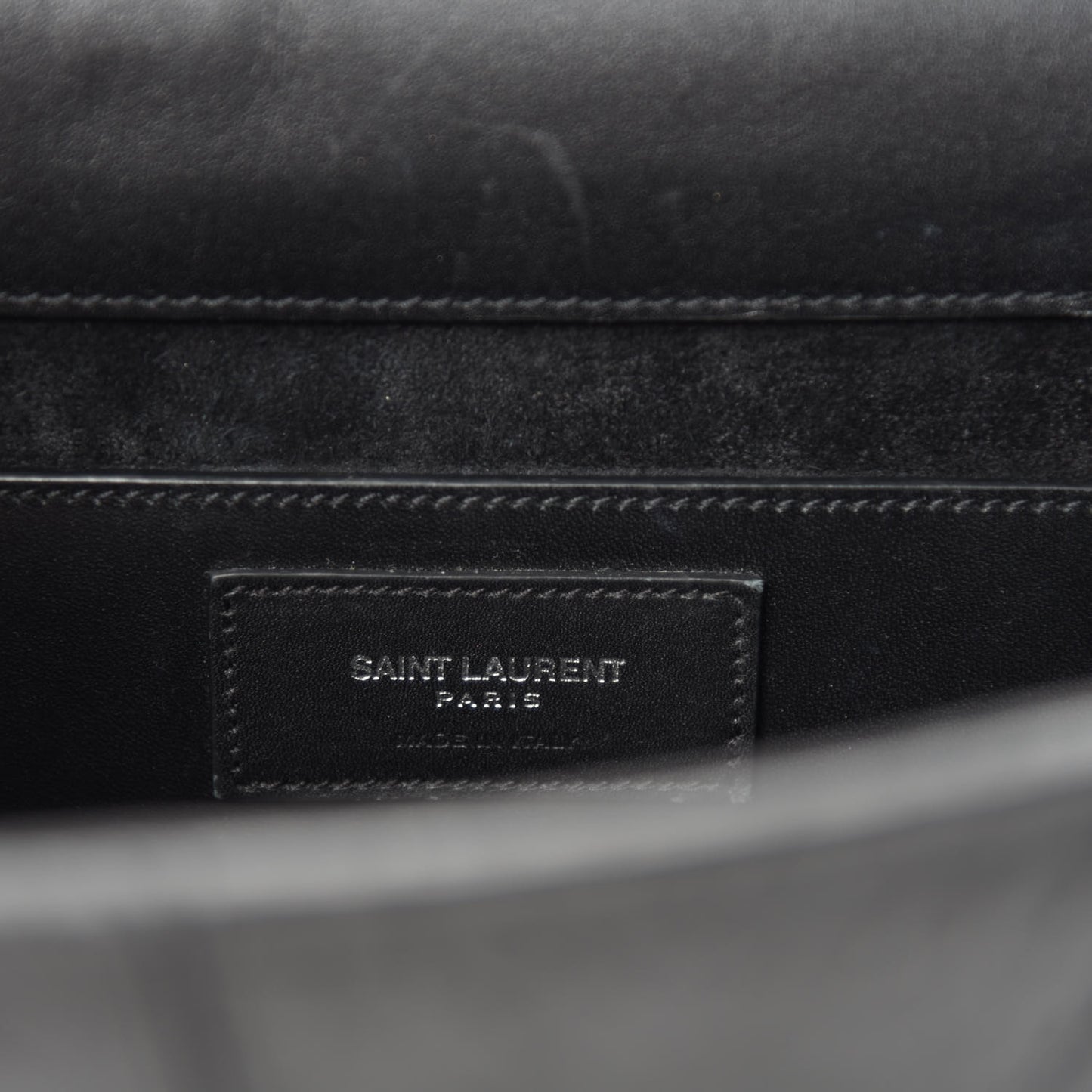 Calfskin Crocodile Embossed Medium Betty Black