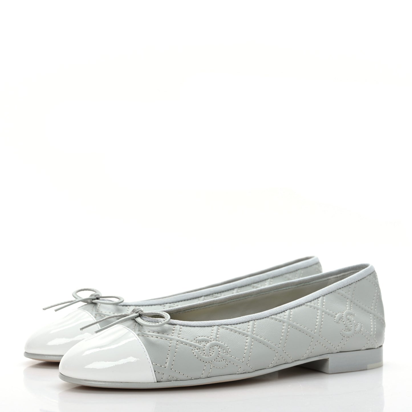 Lambskin Patent Double Stitched CC Cap Toe Ballerina Flats 37.5 Grey