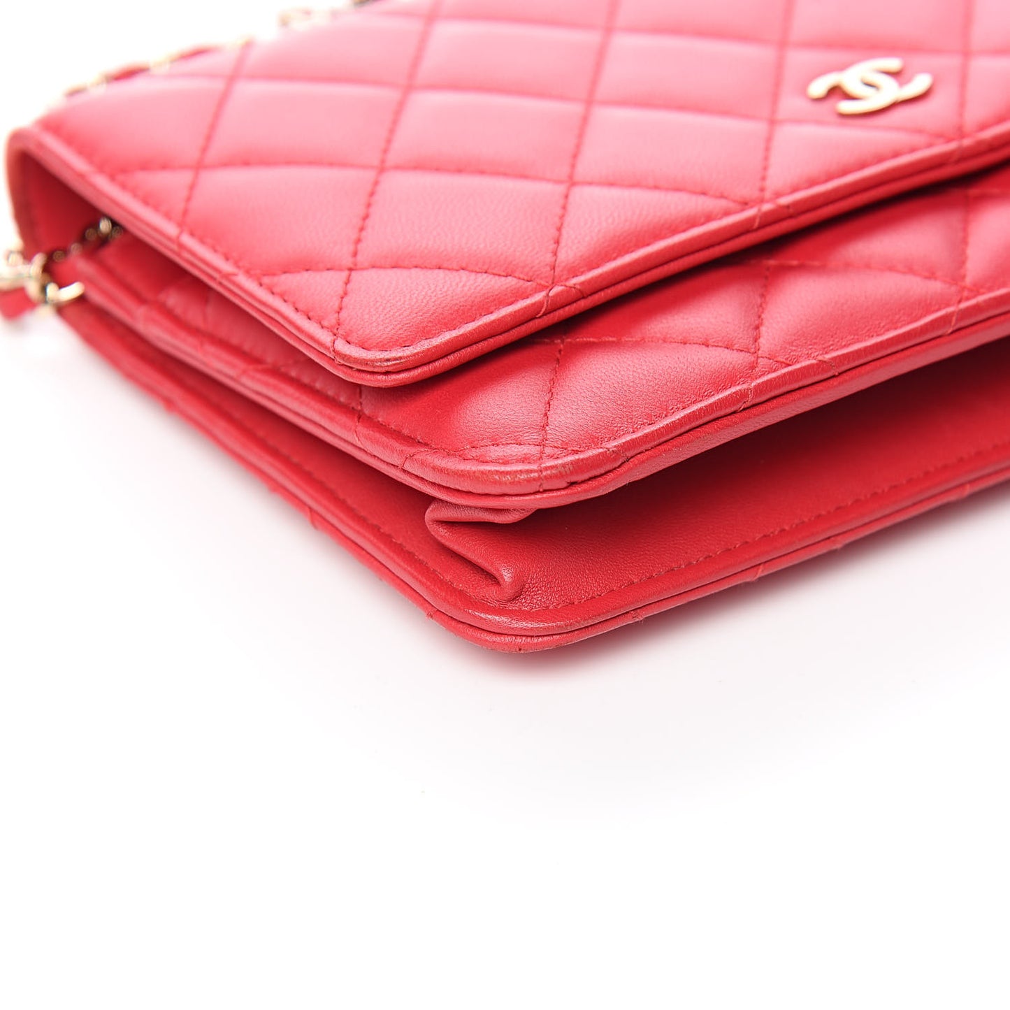 Lambskin Quilted Wallet On Chain WOC Red