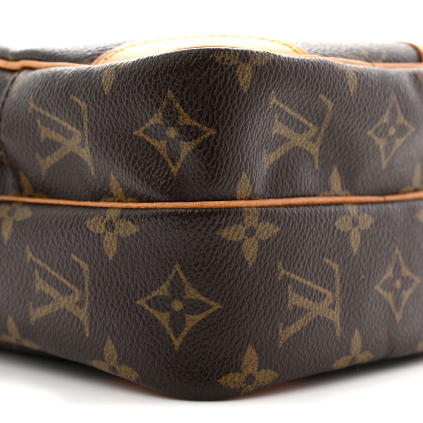 Monogram Amazone