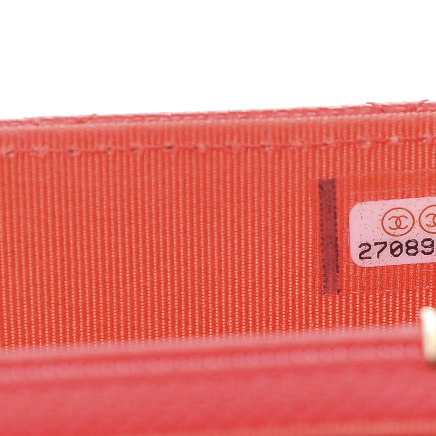 Caviar Quilted Square Wallet On Chain WOC Red
