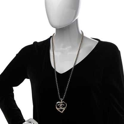Chanel CC Heart Chain Pendant Necklace Gold 2 of 7