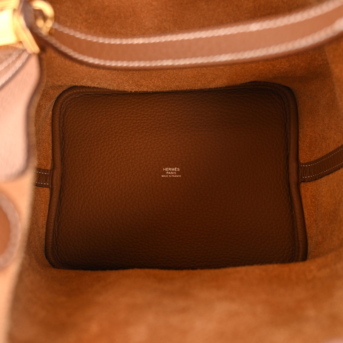 Taurillon Clemence Picotin Lock 22 MM Gold