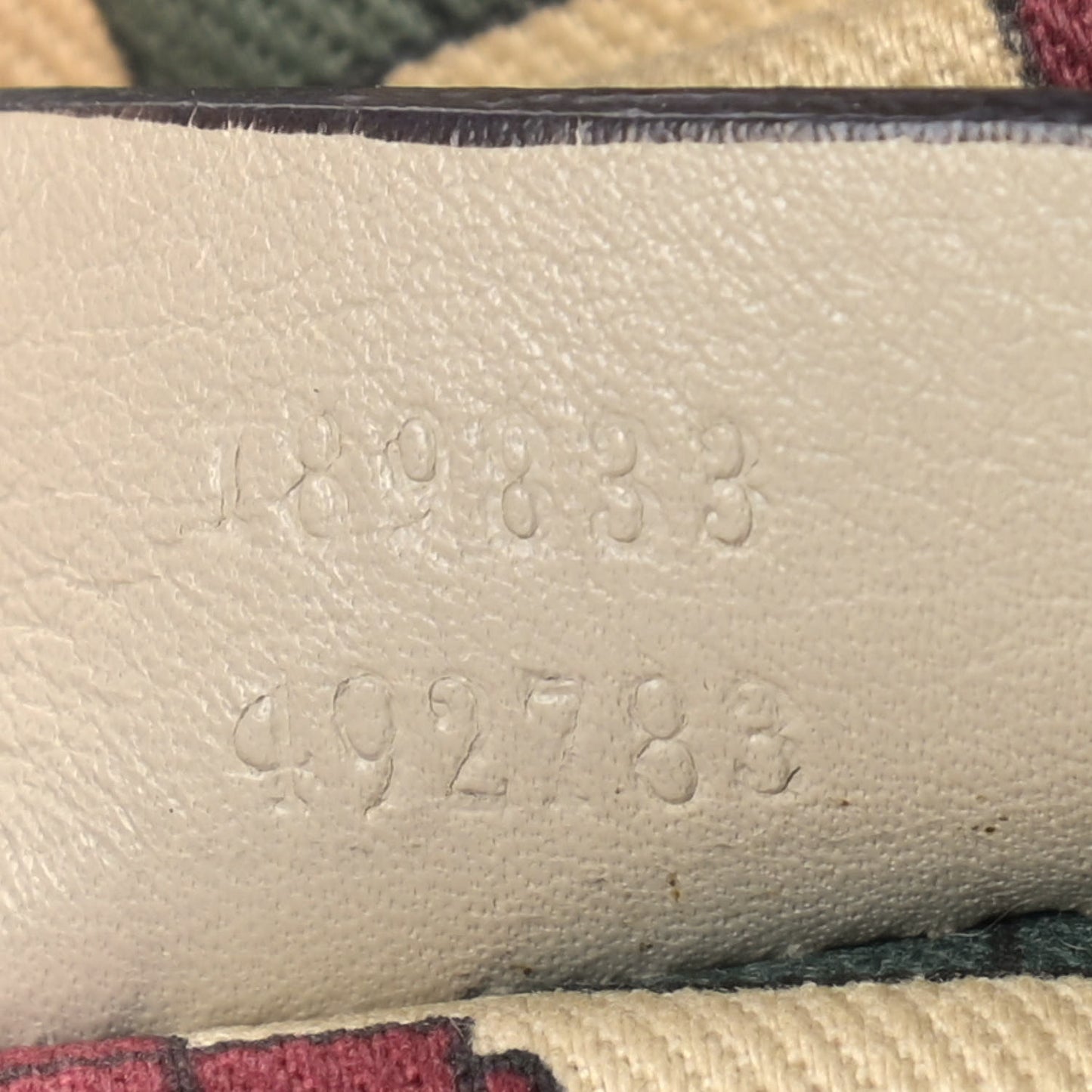 Guccissima Large D Gold Ring Hobo Off White