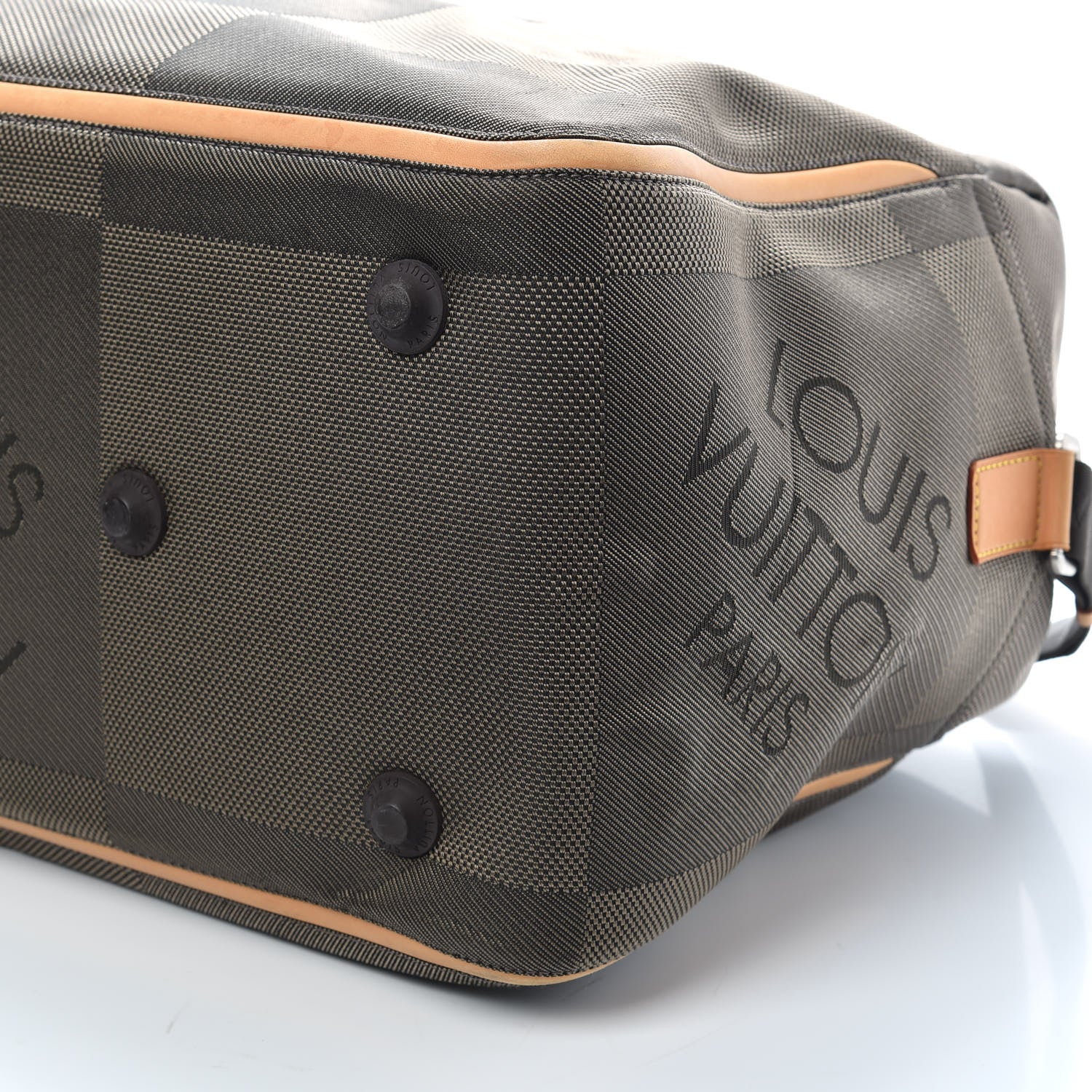 Louis Vuitton Damier Geant Souverain Terre 8 of 8